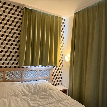 F2 Village Cap Esterel- Vue Montagnes Et Golf- Equipements Inclus *