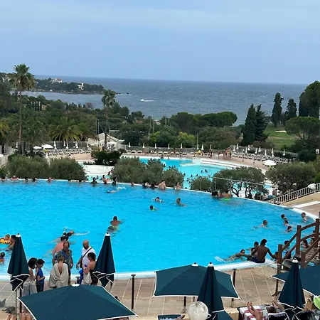 F2 Village Cap Esterel- Vue Montagnes Et Golf- Equipements Inclus דירה Saint-Raphaël