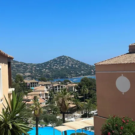 דירה F2 Village Cap Esterel- Vue Montagnes Et Golf- Equipements Inclus